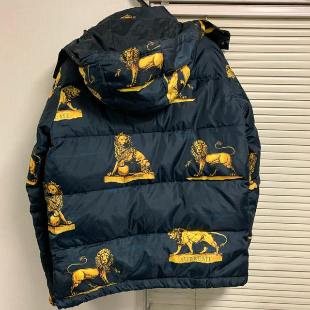 Supreme(シュプリーム)のsサイズ❗️ supreme lion puffe jacket メンズのジャケット/アウター(ブルゾン)の商品写真