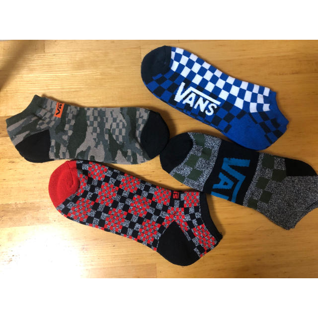 VANS(ヴァンズ)のvans バンス メンズソックス 靴下 4足 セット メンズのレッグウェア(ソックス)の商品写真