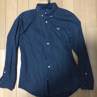 フレッドペリー(FRED PERRY)のフレッドペリー　シャツ(ほぼ未使用)(シャツ)