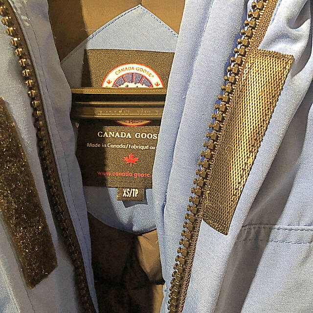 CANADA GOOSE(カナダグース)の売約済み‼️テッシー様専用CANADA GOOSE ブルー レディースのジャケット/アウター(ダウンジャケット)の商品写真