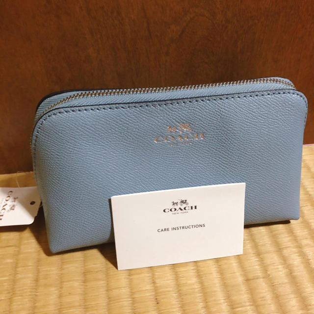 COACH(コーチ)の★新品★ コーチ 化粧ポーチ レディースのファッション小物(ポーチ)の商品写真