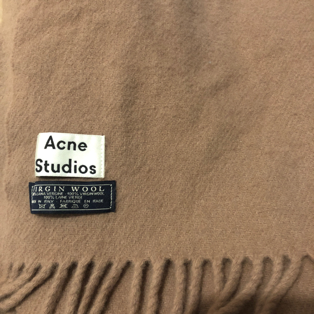 ACNE(アクネ)のAcneのケープポンチョ レディースのジャケット/アウター(ポンチョ)の商品写真