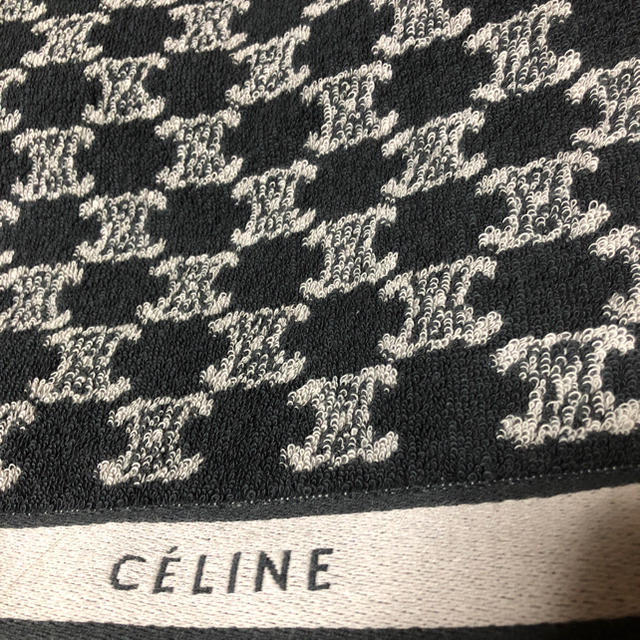 celine(セリーヌ)のCELINE バスタオル 新品 最終価格 インテリア/住まい/日用品の日用品/生活雑貨/旅行(タオル/バス用品)の商品写真