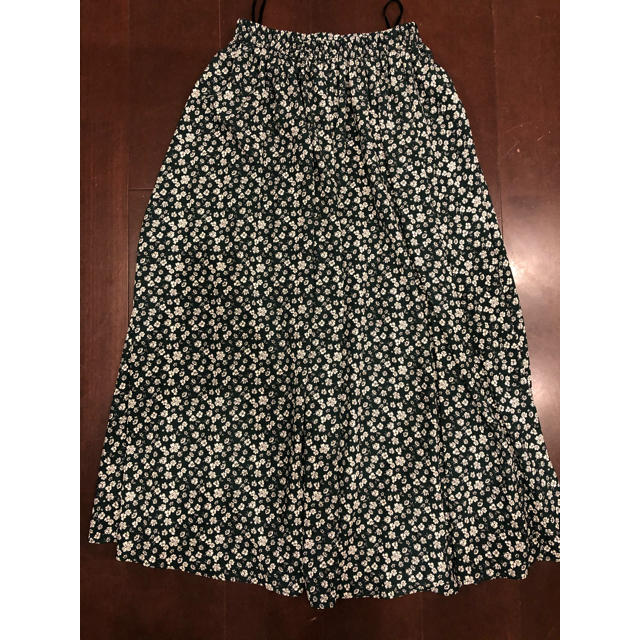 HONEYS(ハニーズ)の花柄 スカート グリーン Honeys レディースのスカート(ロングスカート)の商品写真