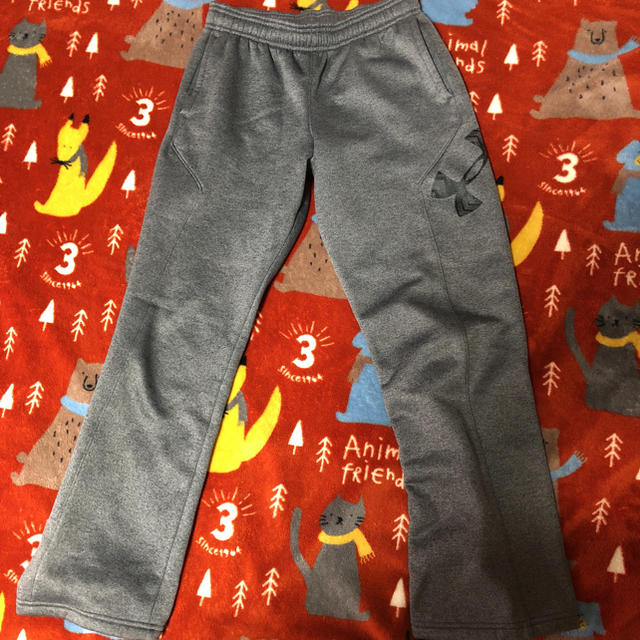 UNDER ARMOUR(アンダーアーマー)のアンダーアーマー パンツ キッズ/ベビー/マタニティのキッズ服男の子用(90cm~)(パンツ/スパッツ)の商品写真