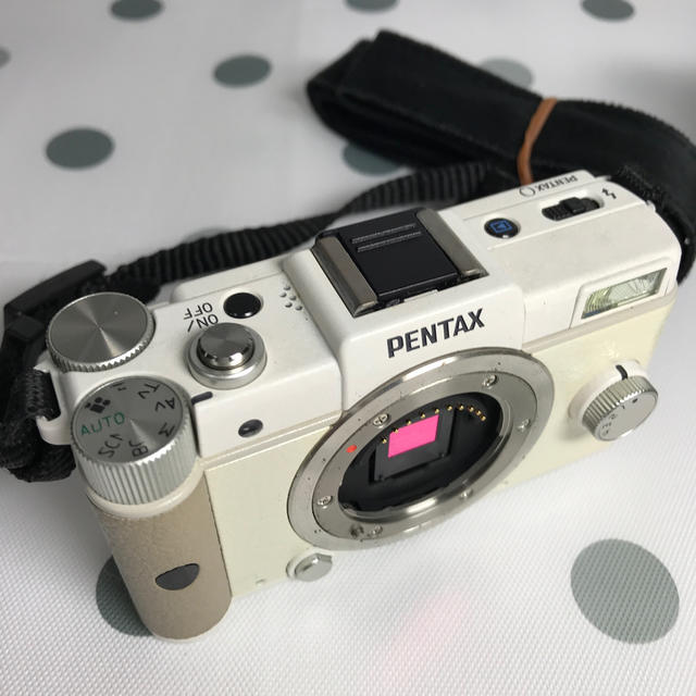 PENTAX(ペンタックス)のPentax Q ズームレンズキット スマホ/家電/カメラのカメラ(ミラーレス一眼)の商品写真