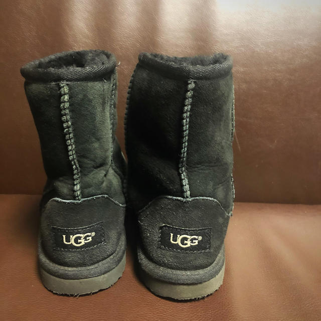 UGG(アグ)の20cm UGGブーツ キッズ/ベビー/マタニティのキッズ靴/シューズ(15cm~)(ブーツ)の商品写真