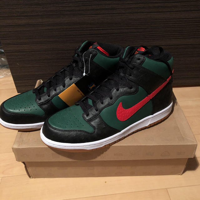 NIKE(ナイキ)のnike  dunk gucci ブラジル2足セット メンズの靴/シューズ(スニーカー)の商品写真