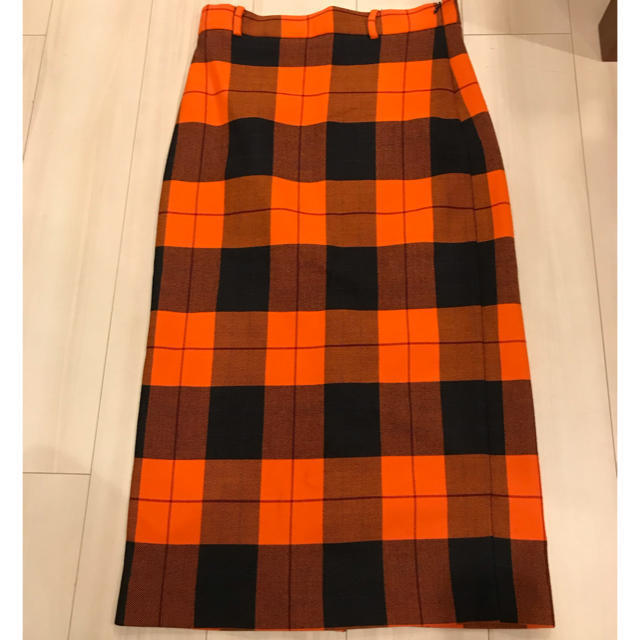 ZARA(ザラ)の▶︎プロフ必読◀︎様専用  ZARA オレンジ チェック スカート レディースのスカート(ひざ丈スカート)の商品写真