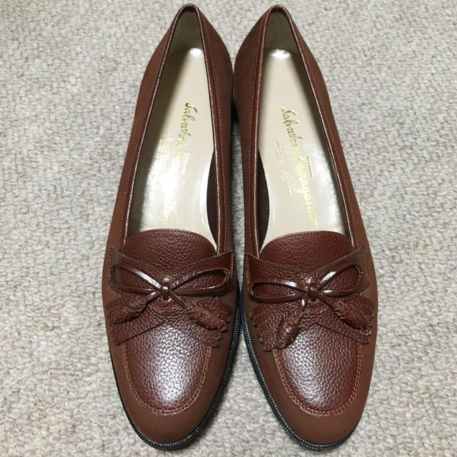 Salvatore Ferragamo(サルヴァトーレフェラガモ)の新品フェラガモ👣タッセルローファー レディースの靴/シューズ(ローファー/革靴)の商品写真