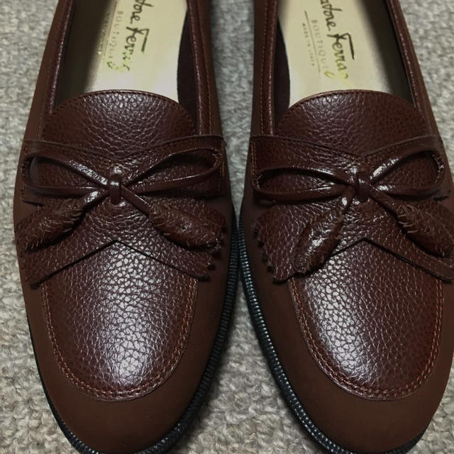 Salvatore Ferragamo(サルヴァトーレフェラガモ)の新品フェラガモ👣タッセルローファー レディースの靴/シューズ(ローファー/革靴)の商品写真