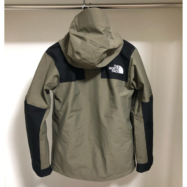 THE NORTH FACE(ザノースフェイス)のマウンテンジャケット（メンズ）  ／Mサイズ メンズのジャケット/アウター(マウンテンパーカー)の商品写真