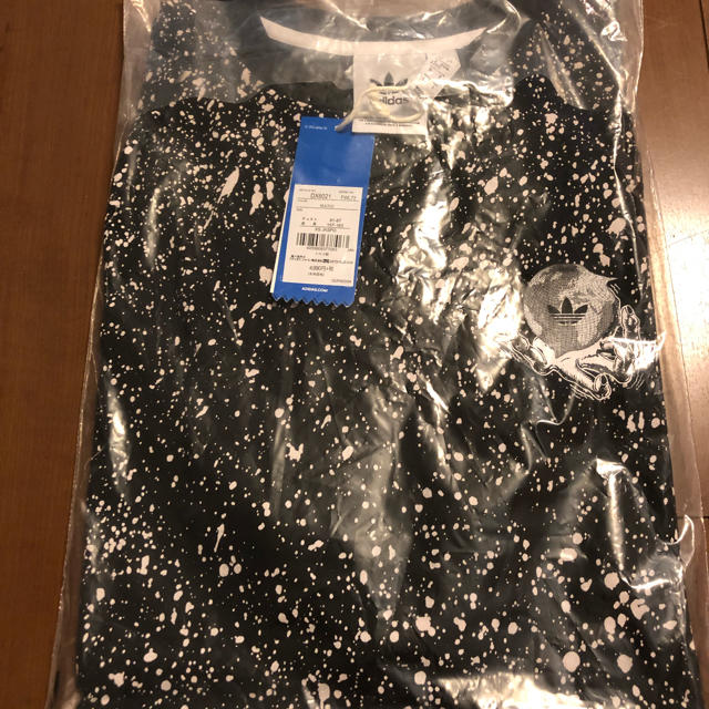 adidas(アディダス)のアディダスTシャツ UNIVERSE AOP TEE メンズのトップス(Tシャツ/カットソー(半袖/袖なし))の商品写真