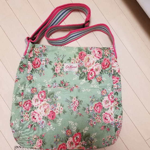 Cath Kidston(キャスキッドソン)のキャス・キッドソンコットンショルダー レディースのバッグ(ショルダーバッグ)の商品写真