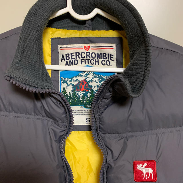 Abercrombie&Fitch(アバクロンビーアンドフィッチ)のアバクロ Abercrombie&fitch ダウン ベスト メンズのジャケット/アウター(ダウンベスト)の商品写真