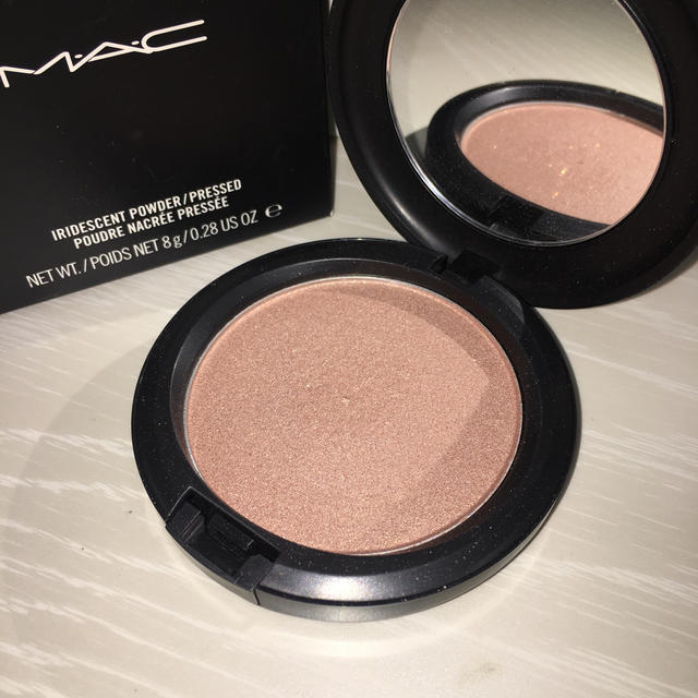 MAC(マック)のmac ビライトフル ハイライト コスメ/美容のベースメイク/化粧品(フェイスパウダー)の商品写真