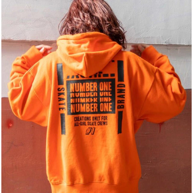 X-girl(エックスガール)のX-girl *̣̩⋆̩ FRAGILE SWEAT HOODIEパーカー レディースのトップス(パーカー)の商品写真