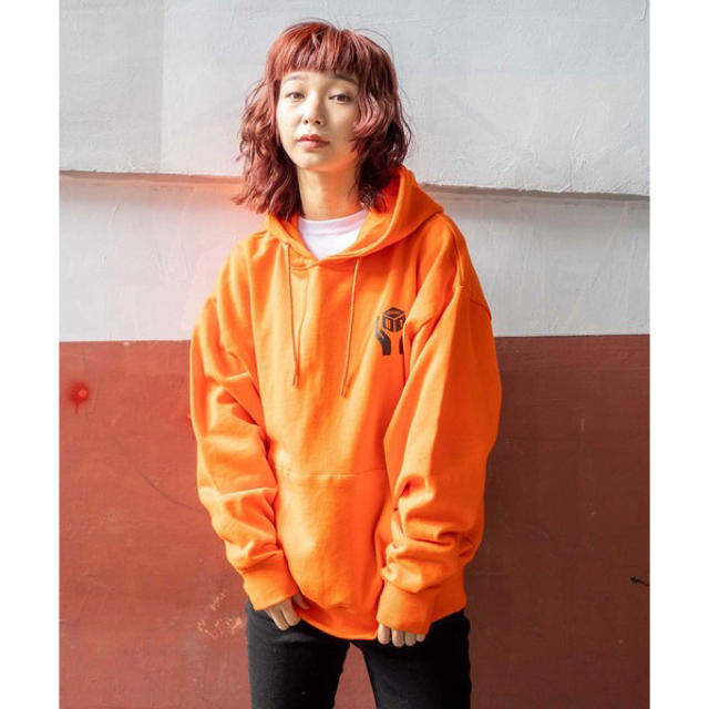 X-girl(エックスガール)のX-girl *̣̩⋆̩ FRAGILE SWEAT HOODIEパーカー レディースのトップス(パーカー)の商品写真