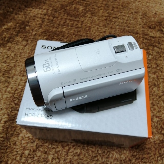 SONY HANDYCAM ハンディーカム　HDR-CX680カメラ