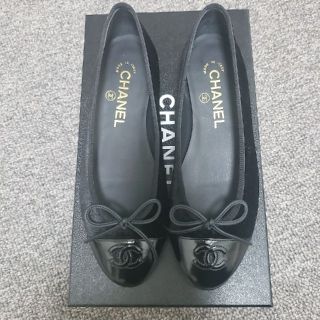 シャネル(CHANEL)のCHANEL ベルベット バレリーナ フラットシューズ(バレエシューズ)