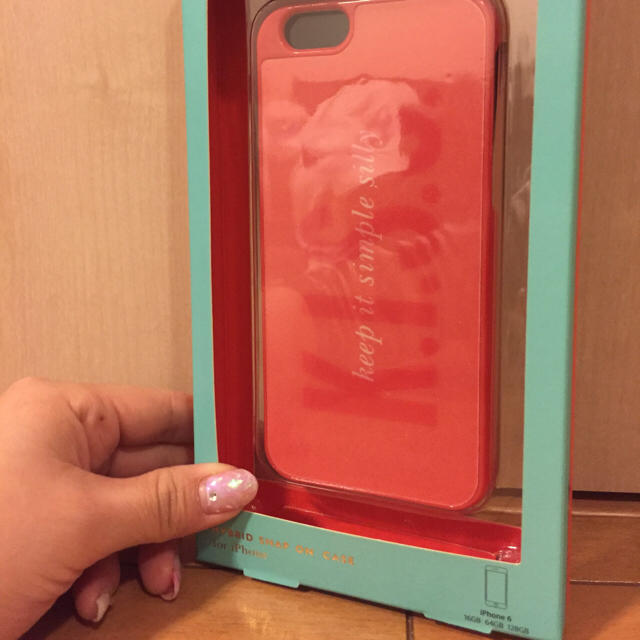 kate spade new york(ケイトスペードニューヨーク)のケイトスペード iPhone6ケース スマホ/家電/カメラのスマホアクセサリー(モバイルケース/カバー)の商品写真