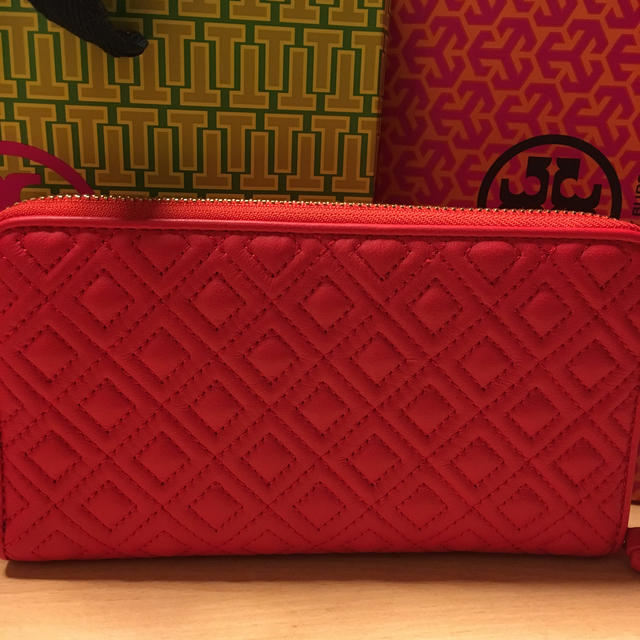 Tory Burch(トリーバーチ)のトリーバーチ   ラウンド型 長財布　　いくたんさん専用 レディースのファッション小物(財布)の商品写真