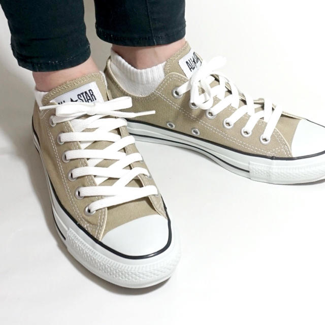 CONVERSE(コンバース)の新品 CONVERSE コンバース OX オールスター   BEIGE レディースの靴/シューズ(スニーカー)の商品写真