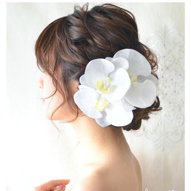 Vera Wang(ヴェラウォン)のシルクフラワー胡蝶蘭ヘアアクセ7輪セット ハンドメイドのウェディング(ヘッドドレス/ドレス)の商品写真