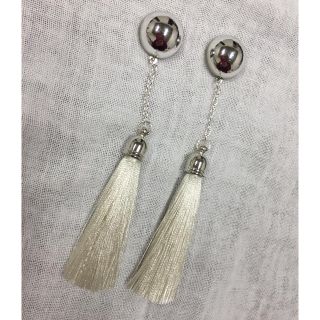 トゥデイフル(TODAYFUL)のシルバー タッセル チェーン ピアス イヤリング♡(ピアス)