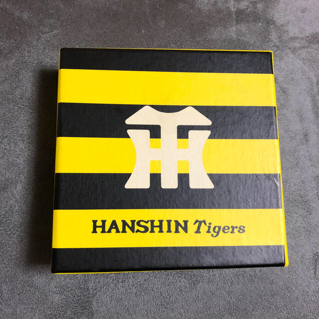 阪神タイガース(ハンシンタイガース)の阪神タイガース　懐中時計 スポーツ/アウトドアの野球(応援グッズ)の商品写真