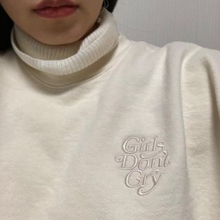 ジーディーシー(GDC)のgirl’s don’t cry スウェット　新品　値下げ(スウェット)