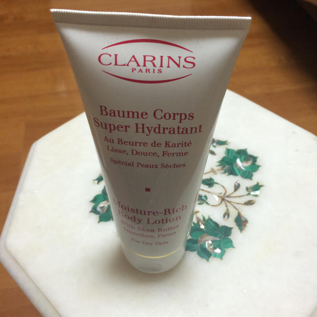 CLARINS(クラランス)のクラランスボディクリーム♡ コスメ/美容のボディケア(ボディクリーム)の商品写真