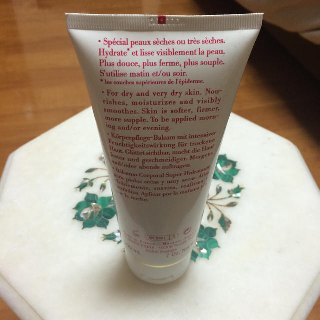 CLARINS(クラランス)のクラランスボディクリーム♡ コスメ/美容のボディケア(ボディクリーム)の商品写真