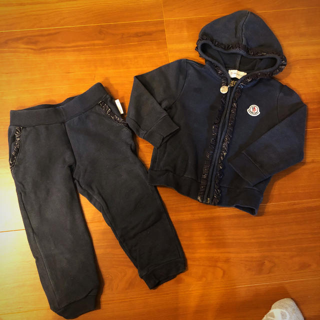 MONCLER(モンクレール)の12月20日までお取り置き　専用 キッズ/ベビー/マタニティのベビー服(~85cm)(パンツ)の商品写真