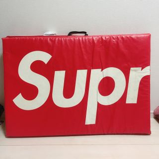 Supremeのフリマアイテム一覧 Supremeのフリマアイテム一覧