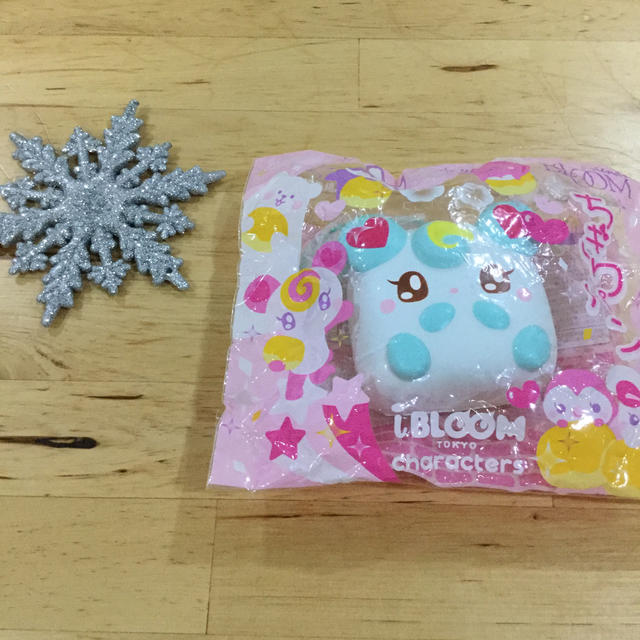 BLOOM(ブルーム)のブルーム  スクイーズ クリスマスセール価格 エンタメ/ホビーのおもちゃ/ぬいぐるみ(その他)の商品写真