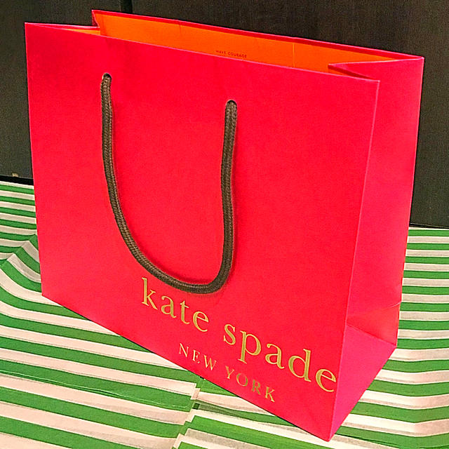 kate spade new york(ケイトスペードニューヨーク)のケイトスペード  紙袋４枚 レディースのバッグ(ショップ袋)の商品写真