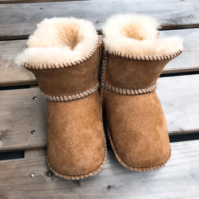 UGG(アグ)のugg ベビー　ブーツ　11cm キッズ/ベビー/マタニティのベビー靴/シューズ(~14cm)(ブーツ)の商品写真