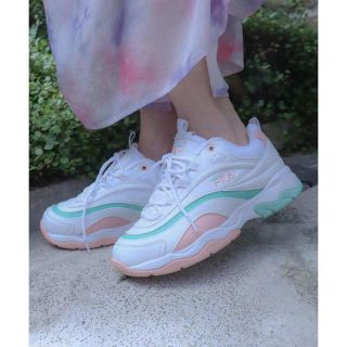 フィラ(FILA)のFILA♥美品♥フィラレイ　パステルカラースニーカー(スニーカー)