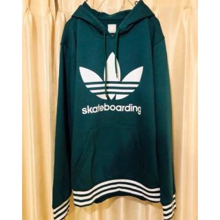 アディダス(adidas)のadidas skateboarding パーカー グリーン(パーカー)