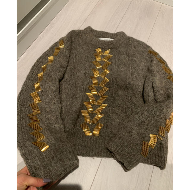 ZARA(ザラ)のZARA 竹ビーズ　ニット　ビジュー　★ レディースのトップス(ニット/セーター)の商品写真