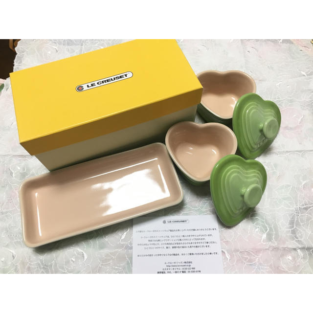 LE CREUSET(ルクルーゼ)のルクルーゼ　ハート型　ラムカン・ダムール インテリア/住まい/日用品のキッチン/食器(食器)の商品写真