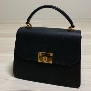 チャールズアンドキース(Charles and Keith)のcharles and kieth ハンドバッグ(ハンドバッグ)