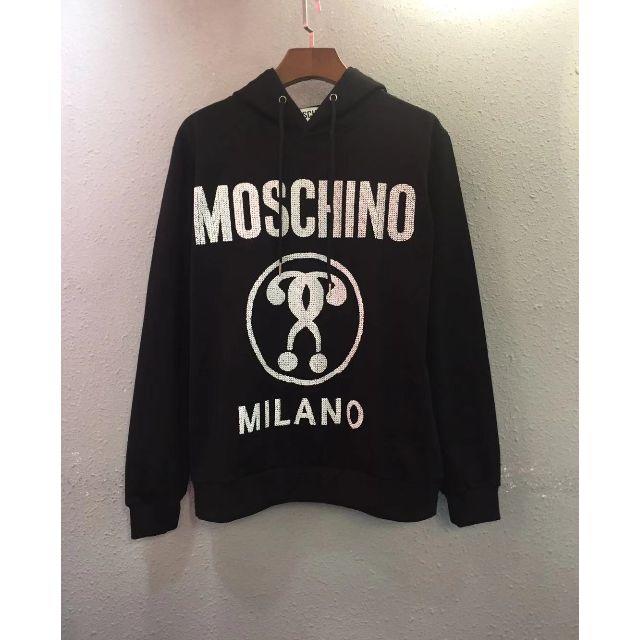 MOSCHINO   パーカー 19秋コーデ