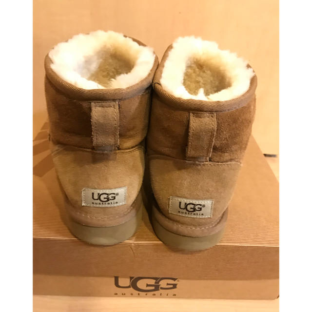 UGG(アグ)のアグ UGG クラシックミニ ムートンブーツ 27 メンズの靴/シューズ(ブーツ)の商品写真