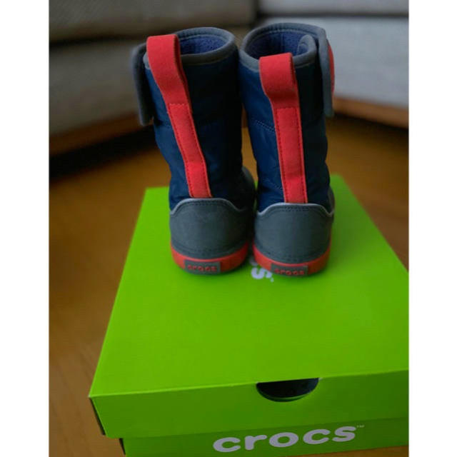 crocs(クロックス)のクロックス　スノーブーツ　ウィンターブーツ　15センチ キッズ/ベビー/マタニティのキッズ靴/シューズ(15cm~)(ブーツ)の商品写真