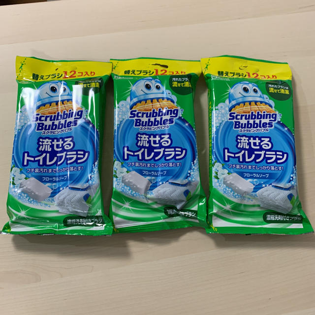 Johnson's(ジョンソン)の流せるトイレブラシ　付替12個入3パック インテリア/住まい/日用品の日用品/生活雑貨/旅行(洗剤/柔軟剤)の商品写真