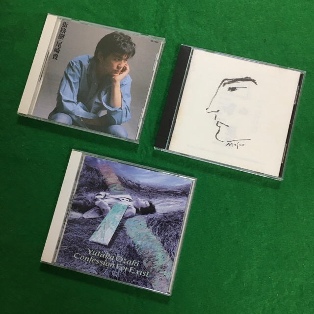 尾崎豊CD３点セット エンタメ/ホビーのCD(ポップス/ロック(邦楽))の商品写真