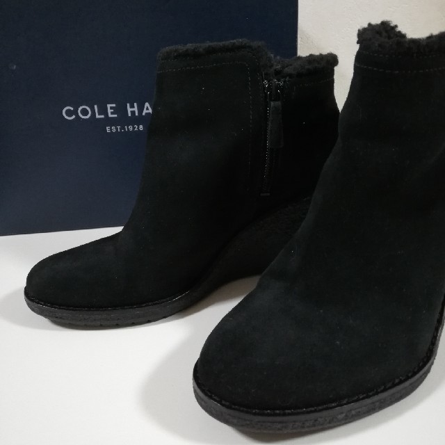 Cole Haan(コールハーン)のコール・ハーン COLE HAAN 黒スエードショートブーツ☆一度着用美品 レディースの靴/シューズ(ブーツ)の商品写真