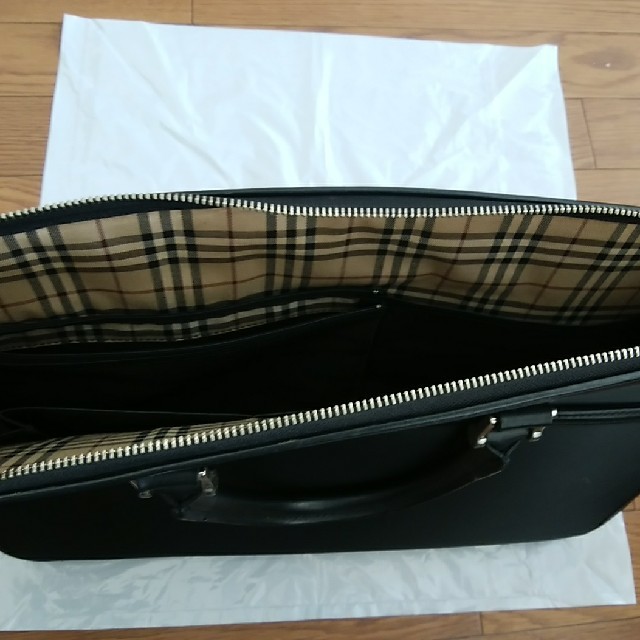 BURBERRY(バーバリー)の【中古】BURBERRY バーバリー ブリーフケース メンズ ブラック ナイロン メンズのバッグ(ビジネスバッグ)の商品写真